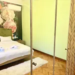 Boutique 2 Bedroom * 瓦爾納