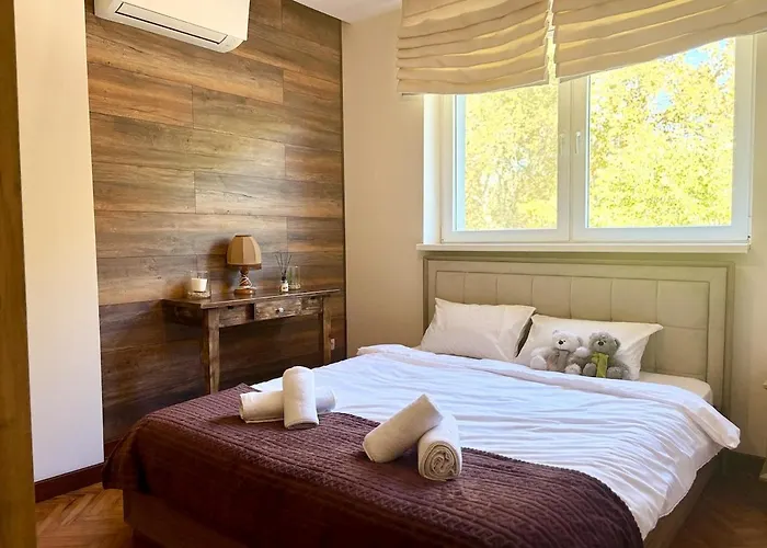 Boutique 2 Bedroom *